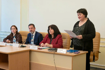 В Саратовской области планируется открыть производство яблочного пюре и сухого молока